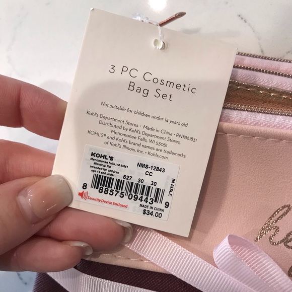 LC Lauren Conrad 3 piece Cosmetic Bag Set - Picture 4 of 6